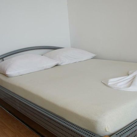 Apartmani Sipic , Bilo - Primošten Exteriör bild