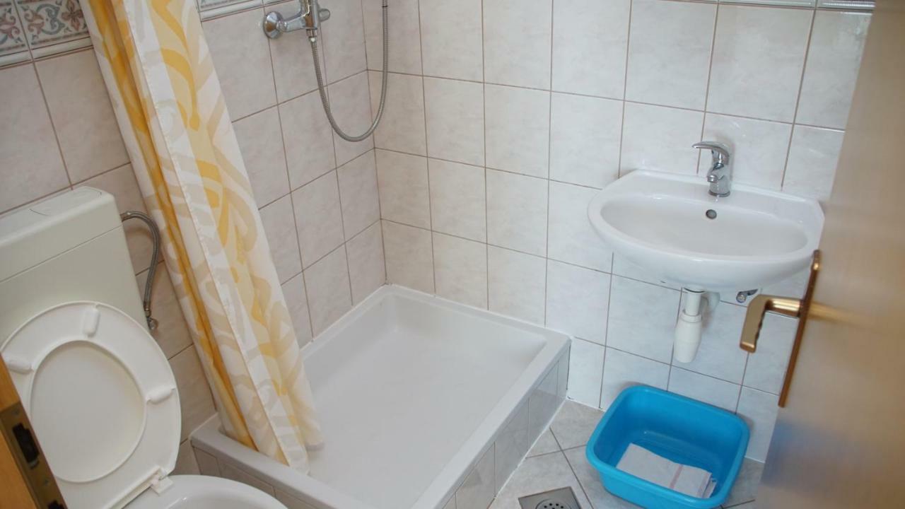 Apartmani Sipic , Bilo - Primošten Exteriör bild