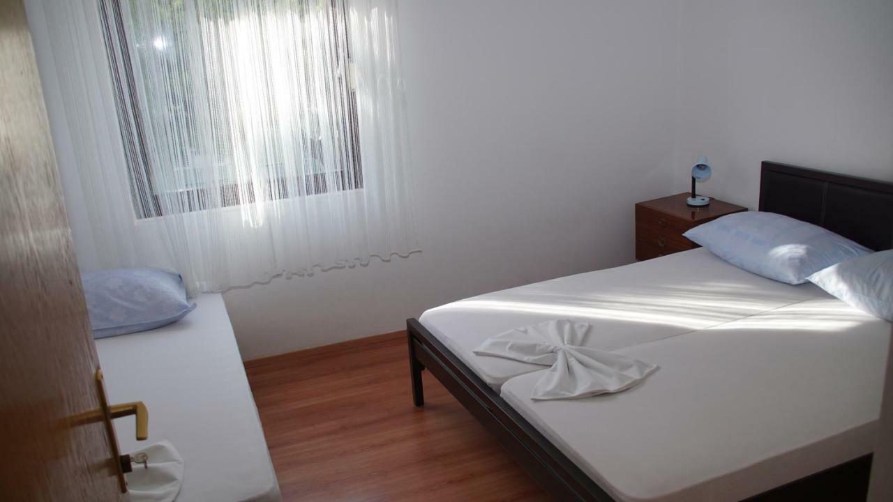 Apartmani Sipic , Bilo - Primošten Exteriör bild