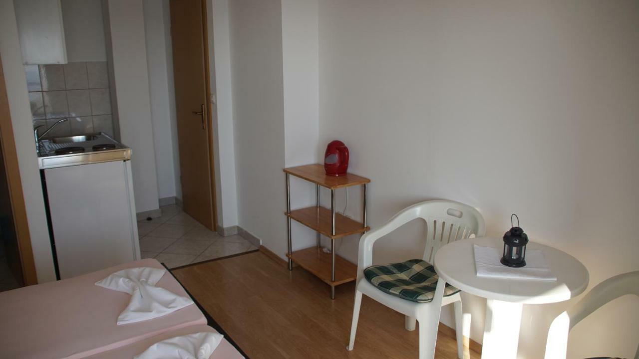 Apartmani Sipic , Bilo - Primošten Exteriör bild